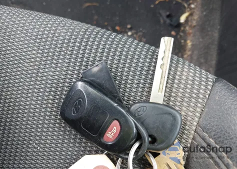 2016 Hyundai Veloster из США, поврежденный, VIN KMHTC6ADXGU263605